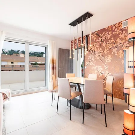 Apartment Le Penthouse De 220m2 - Jacuzzi - 3 Parkings - Climatisation - Terrasse *